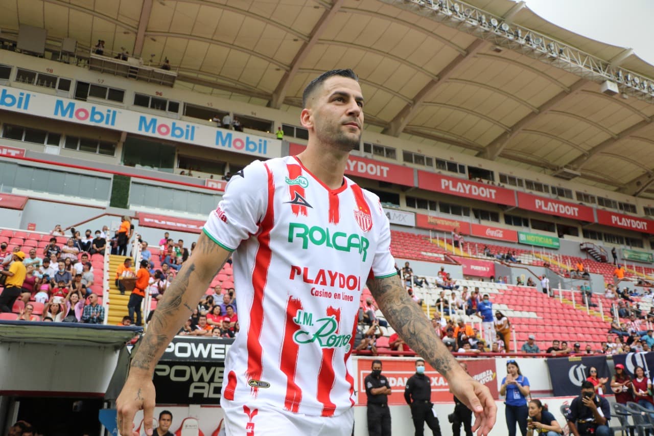 Édgar Méndez regresó a la Liga MX para reforzar a Necaxa luego de que en 2020 saliera de Cruz Azul para volver al Deportivo Alavés de LaLiga.