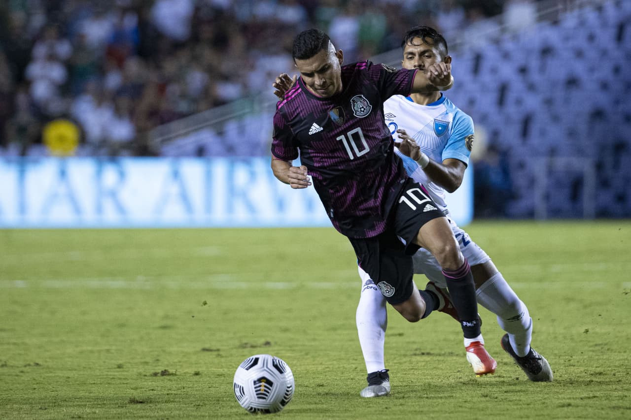 Tras su decepcionante debut ante Trinidad y Tobago, el Tricolor consiguió su primera victoria en la Copa Oro de la mano del 'Mellizo', quien hizo dos goles, y Orbelín Pineda, quien marcó el tercero.