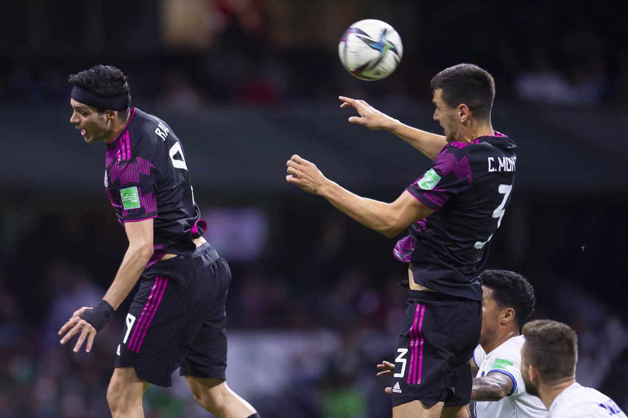 México selló su pase al Mundial con una victoria sobre El Salvador, gracias a los goles de Uriel Antuna y Raúl Jiménez.