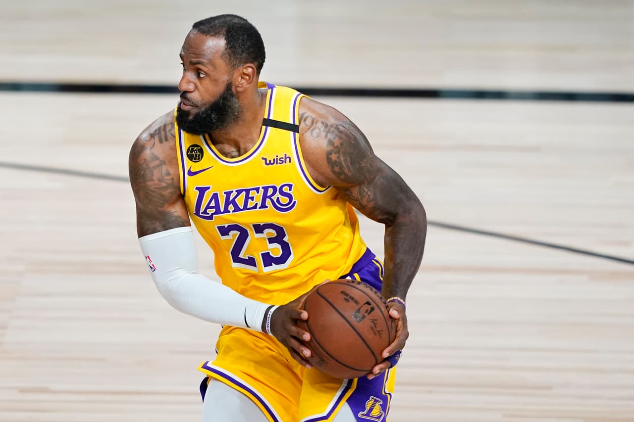 Es el tercero con más partidos jugados | Las marcas de Derek Fisher (259) y Tim Duncan (251) superan las 247 de LeBron.