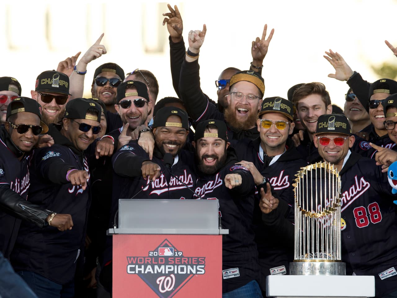 Los Washington Nationals llegaron por primera vez a la Serie Mundial y se adjudicaron el título tras superar a los Houston Astros.