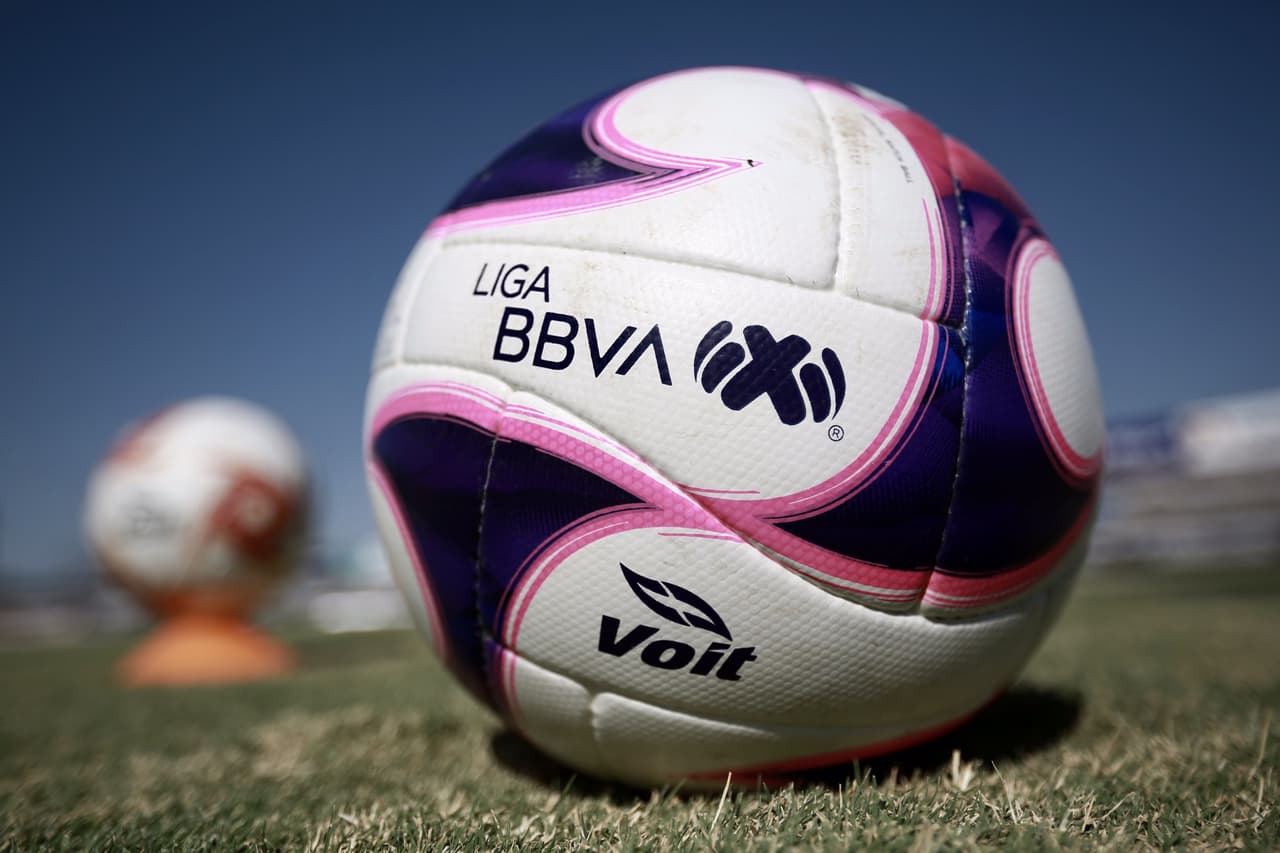 Balón de octubre rosa, Liga BBVA