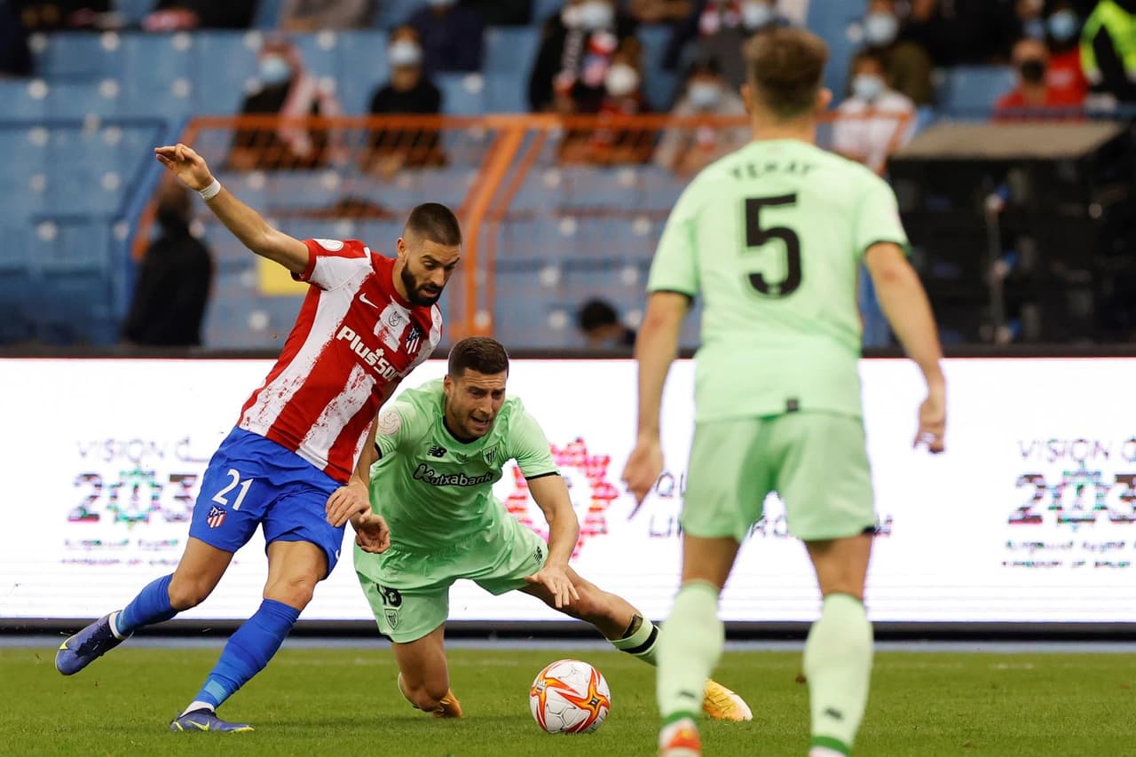 Athletic deja fuera al Atlético de Madrid en la semifinal de la Supercopa de España, con marcador de 2-1 y se enfrentará al Real Madrid por el título. Yeray Alvarez (77') y Nico Williams (81') le dieron el triunfo a los leones. Unaí Simón le dio el único gol a los colchoneros y fue en contra.