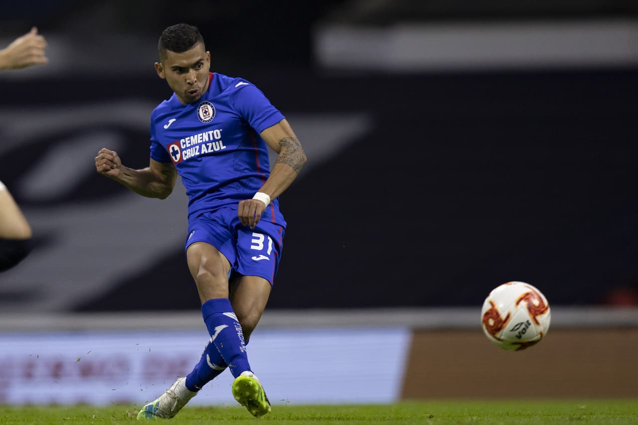 Orbelín Pineda, jugador de Cruz Azul en el Guard1anes 2020.