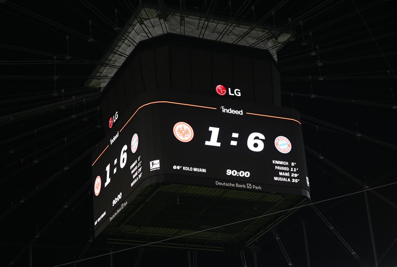 Bayern Munich no tuvo compasión y apaleó al Eintacht Frankfut ante su afición en el arranque de la Bundesliga.