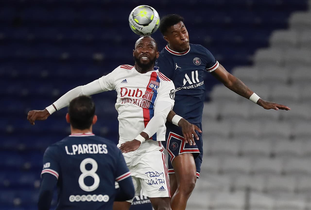 Paris Saint Germain y Lyon empatan 1-1 durante la fecha 20 en la Ligue 1. Lucas Paquetá abrió el marcador durante los primeros minutos a favor de los locales, pero fue al 76 cuando Thilo Kehrer igualó el juego para repartir puntos.