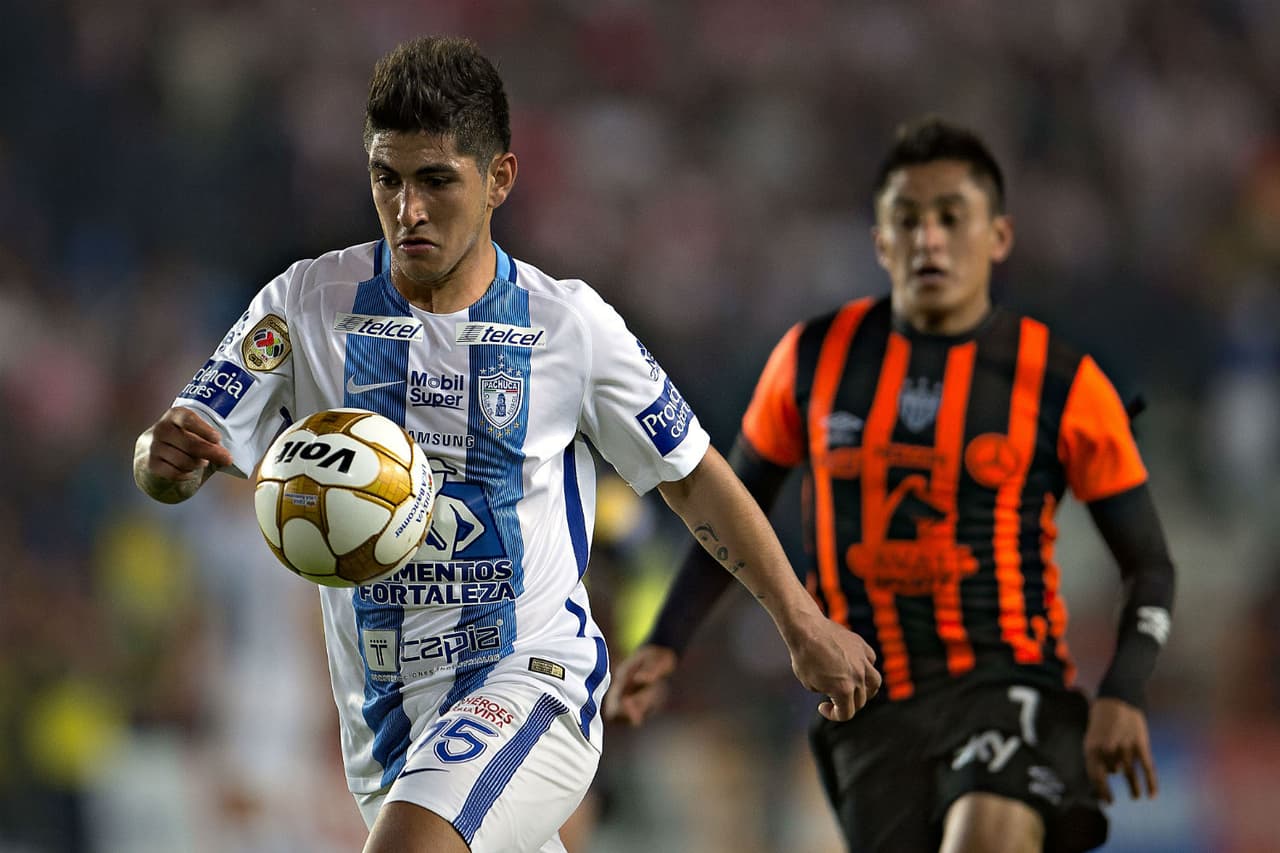 Víctor Guzmán estaba a préstamo con Pachuca, marcó el gol decisivo del título del Clausura 2016 y ahora los Tuzos ejercieron la opción de compra a Chivas.