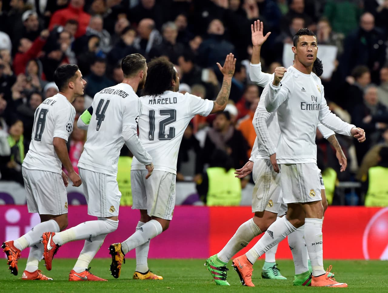 Con esa anotación, el crack portugués llegó a 13 goles en la presente edición de la Champions aventajando a Lewandowski por seis tantos.