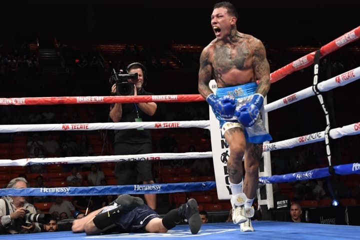 KO del Año: Gabriel Rosado sobre Bektemir Melikuziev. Un volado de derecha en el tercer asalto revivió la carrera de Rosado, amplio underdog del pleito, quien se ganó una oportunidad eliminatoria ante Jaime Munguía.