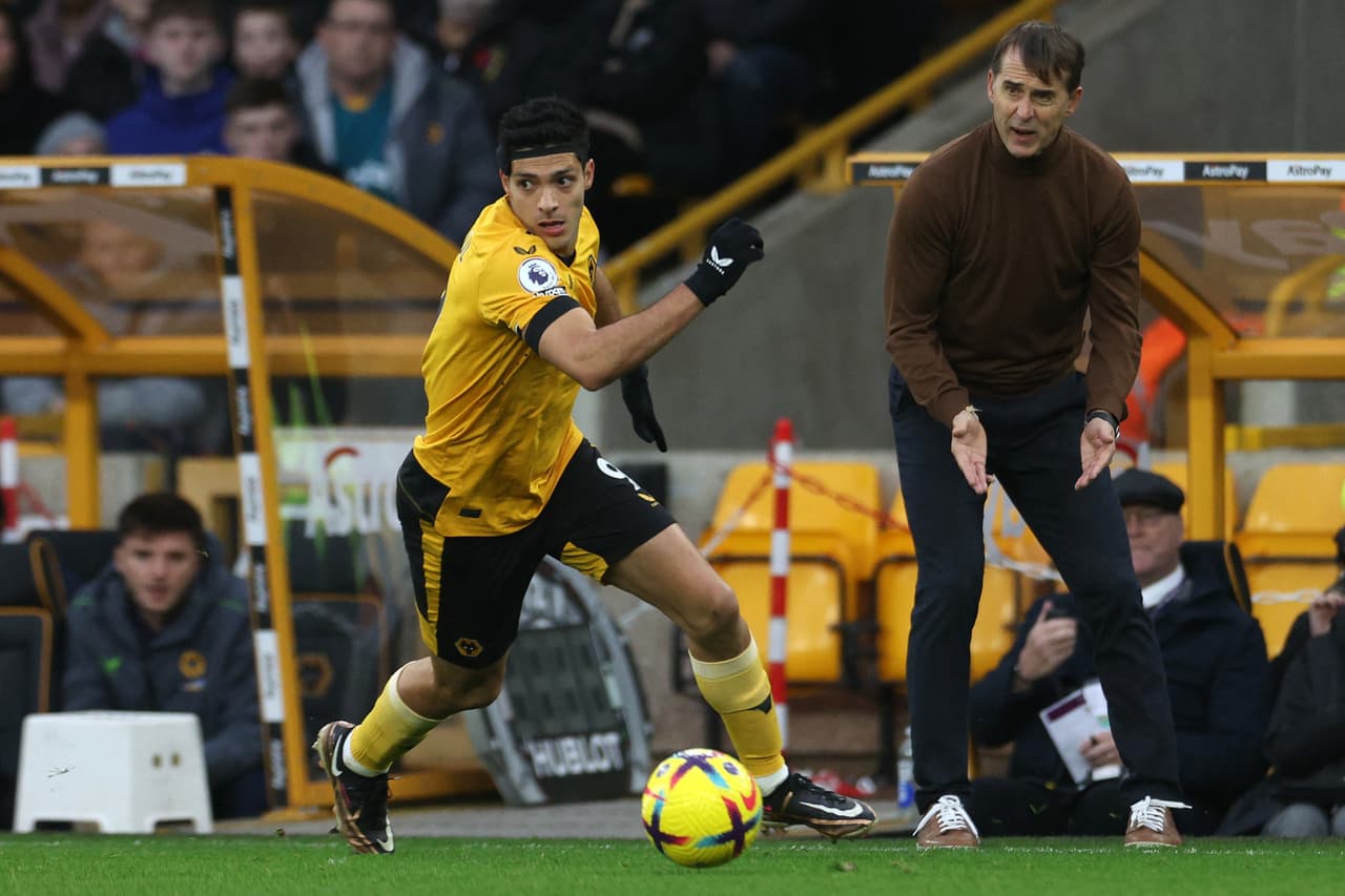 El Wolverhampton Wanderers donde milita el mexicano Raúl Jiménez, cierra el año 2022 con una derrota gracias al solitario gol de Marcus Rashford del Manchester United en la jornada 18 de la Premier League.