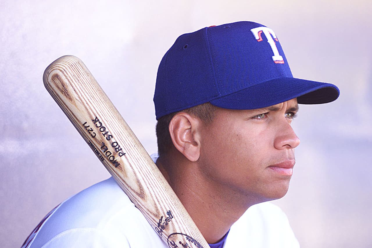<b>4) Alex Rodríguez</b>: A-Rod dejó a los Seattle Mariners para firmar por los Texas Rangers en 2001 y suscribir en su momento el pacto más oneroso en la historia de todo el deporte con un contrato por 252 millones y 9 temporadas, aunque solo jugó en Texas hasta 2003.