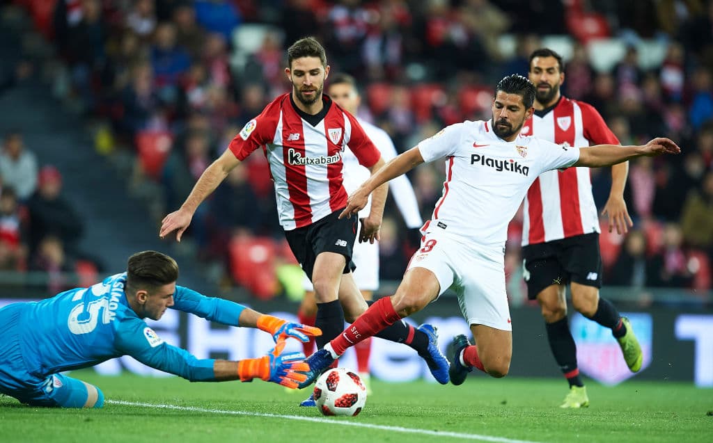 Y las cosas empezaron mal para los vascos, tan pronto como el minuto 5 de partido se complicaron el encuentro los ganadores de más de 20 Copas del Rey.