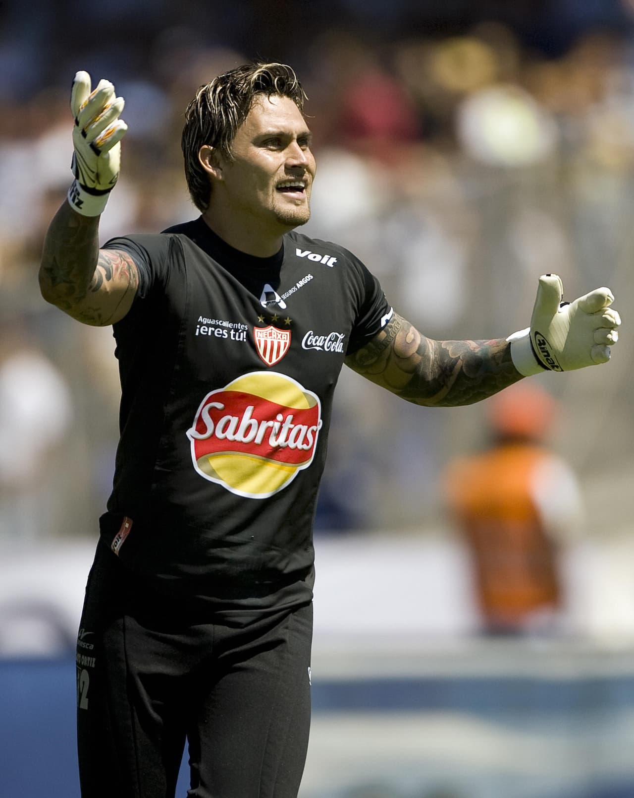 El arquero mexicano Omar Ortiz desde 2012 está encarcelado por pertenecer a una banda de secuestradores. 'El Gato', que estaba suspendido de la Liga MX y no recibía sueldo en ese momento, aún desconoce su sentencia por ese delito.