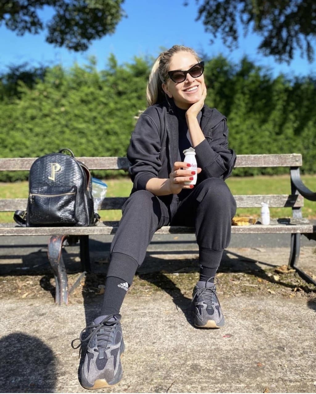 Junto a su carrera de modelaje, María también trabajaba como agente de bienes raíces.