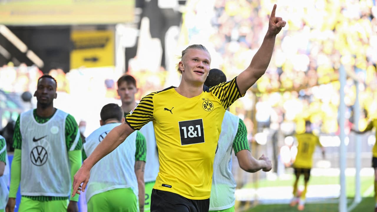 Haaland hace dos goles en goleada de Dortmund en la Bundesliga