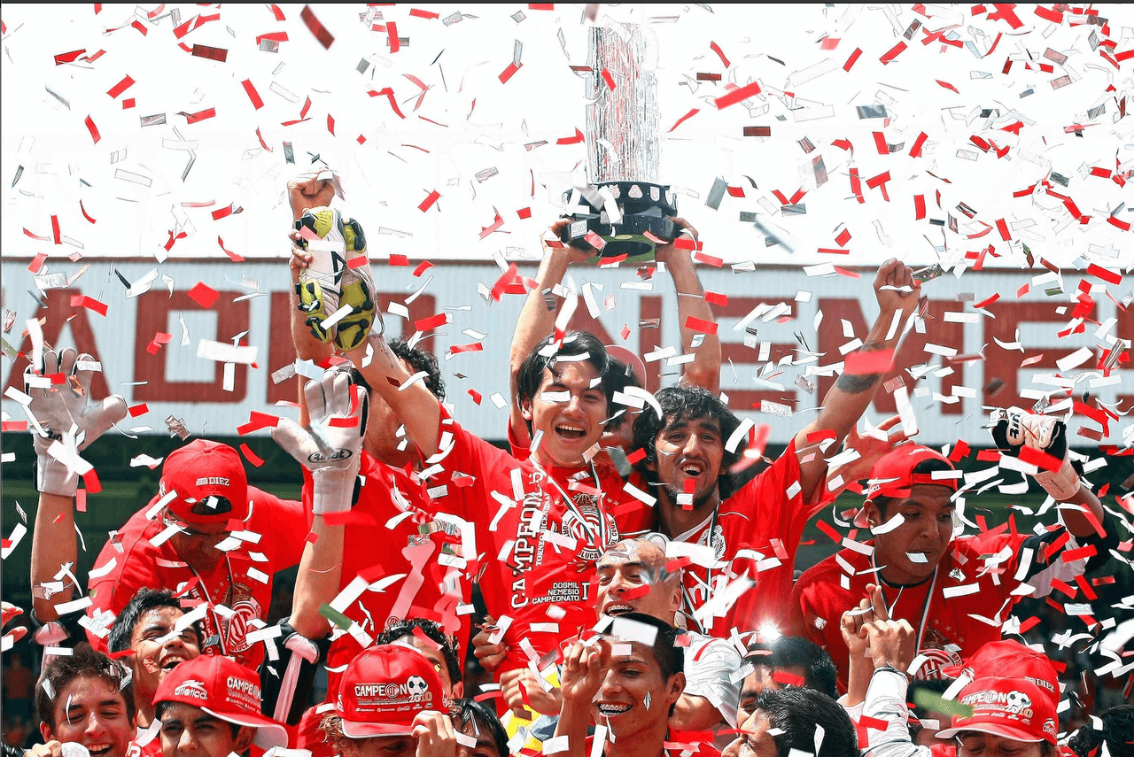 <b>Temporada 2008-2009</b>
<br>Toluca campeón con 63 puntos