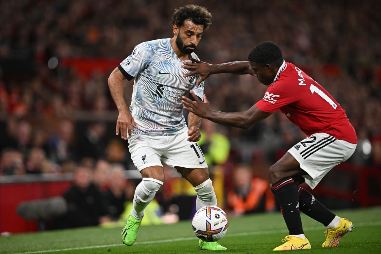 Gran triunfo en Old Trafford del Manchester United sobre el Liverpool por marcador de 2-1; goles de Sancho y Rashford por los Red Devisl y de Salah por los Reds.
