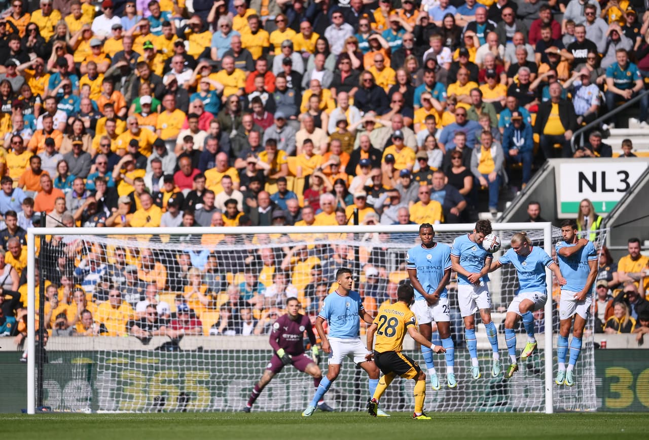 Manchester City goleó 0-3 a Wolves en la Jornada 8 de la Premier League con goles de Jack Grealish, Erling Haaland y Phil Foden.