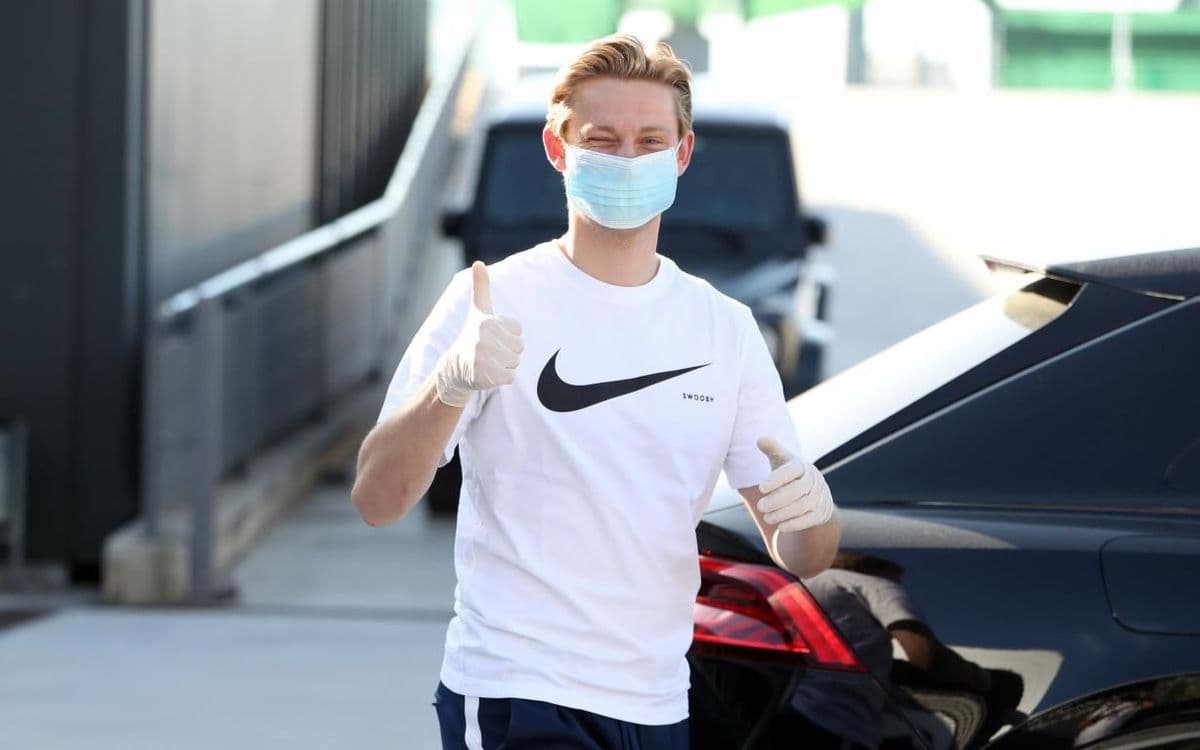 Jugadores y técnicos realizaron exámenes médicos y se les entregó una bolsa biodegradable con instrucciones con ropa necesaria para el entrenamiento. Ya que se tengan los resultados, después de la aprobación del Ministerio de Sanidad, inicia la fase de entrenamiento individual.