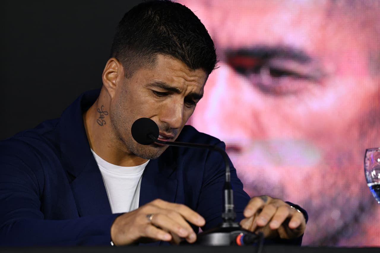 Luis Suárez anuncia su retiro de la selección de Uruguay