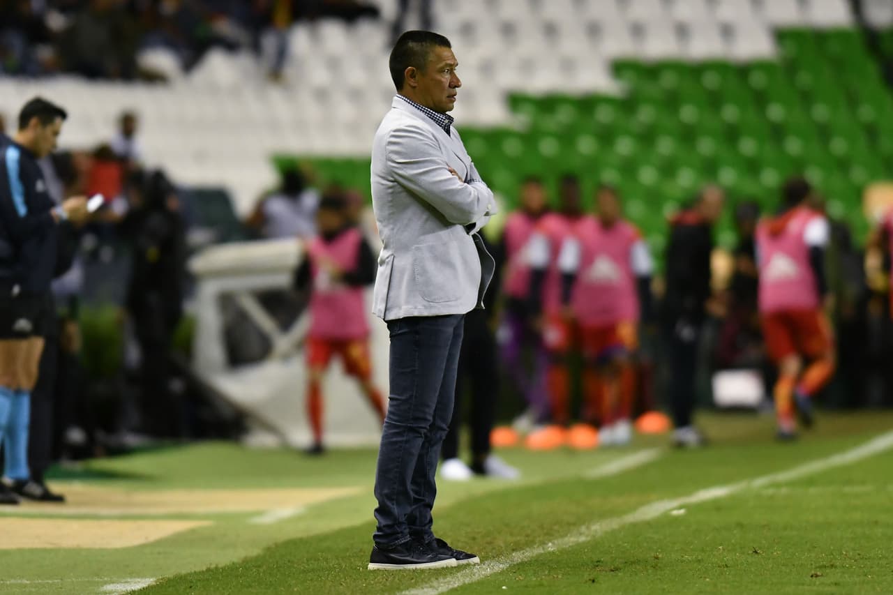 <b>La experiencia presente</b>: de los ocho estrategas, cinco de ellos ya saben lo que significa ganar la Liga MX (Ferretti, Mohamed, Herrera Vázquez y Vucetich). Mientras tanto, Ignacio Amrbiz ya ha disputado Liguilla pero no ha sido campeón, asimismo, dos de ellos disputarán su primera fase final, el caso de Guillermo Almada (Santos) y Pablo Guede (Morelia).