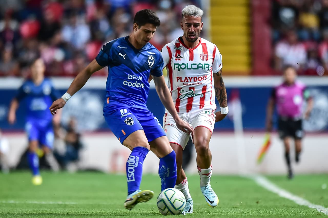 Con goles de Rodrigo Aguirre y Ponchito González, Monterrey vino de atrás para vencer 1-2 al Necaxa y treparse de forma momentánea en la cima del Apertura 2022.