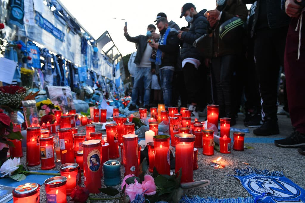 Al parecer, el nombre del estadio donde Napoli juega de local, podría llevar el nombre del mítico jugador argentino recientemente fallecido. El cuadro napolitano y el conjunto croata se medirán en la cuarta fecha de la justa europea.