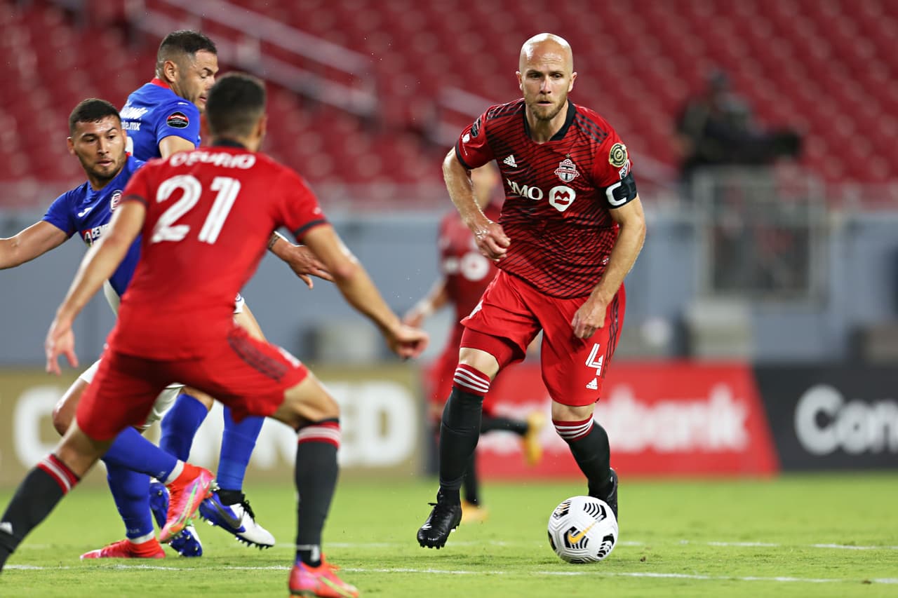 A pesar del gol de vestidor, el Toronto FC no bajó los brazos y Michael Bradley fue fundamental para buscar el empate.