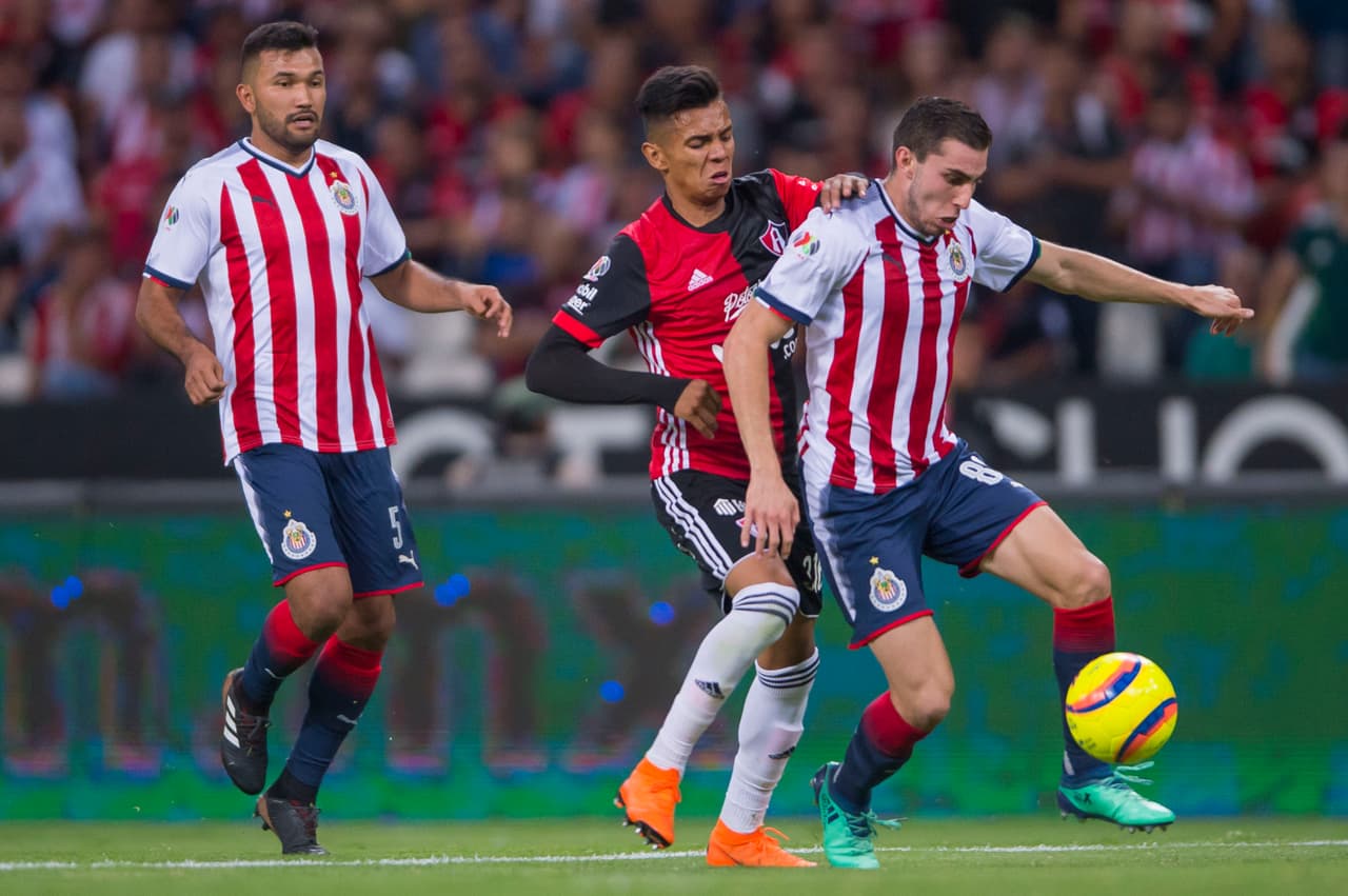 Le faltó profundidad y fuerza en sus líneas, particularmente en la delantera en donde a penas tuvieron llegadas al arco Santiago Hernández.