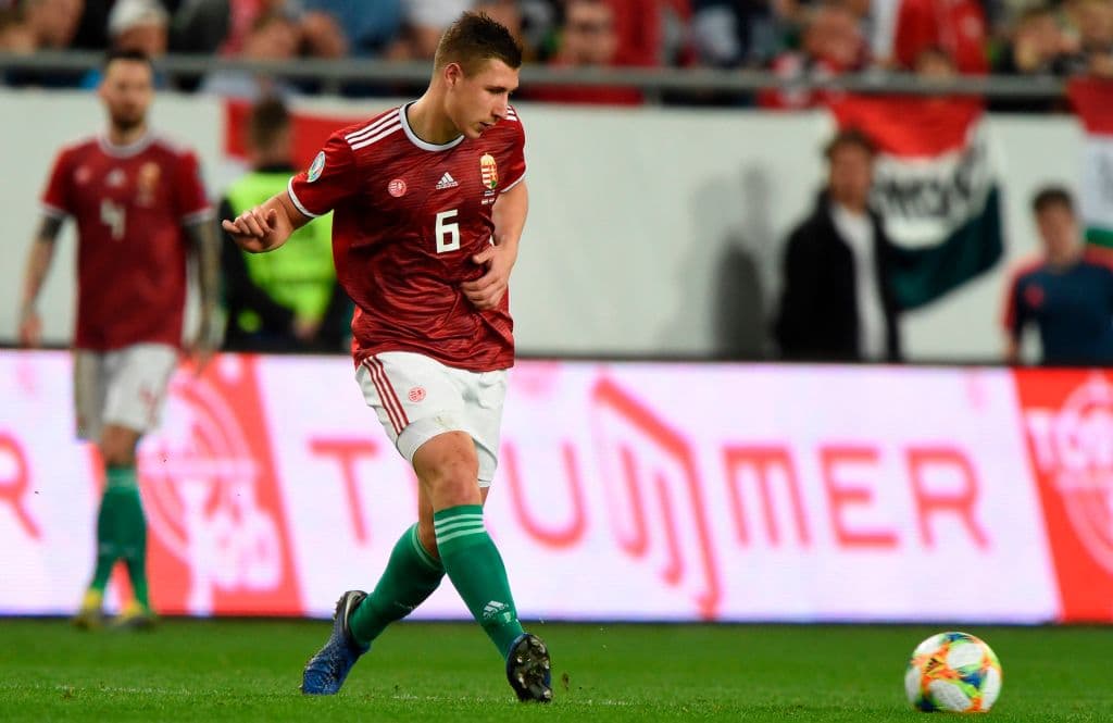 Hungría | Willi Orban (Leipzig) garantiza el funcionamiento de la zaga.