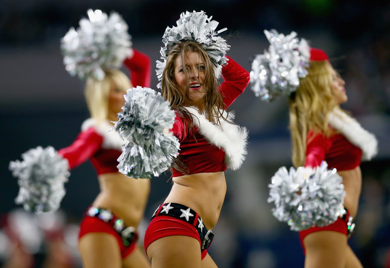 Qué mejor presente para todos los fans de la NFL que las cheerleaders más bellas, ¡las Cowgirls!