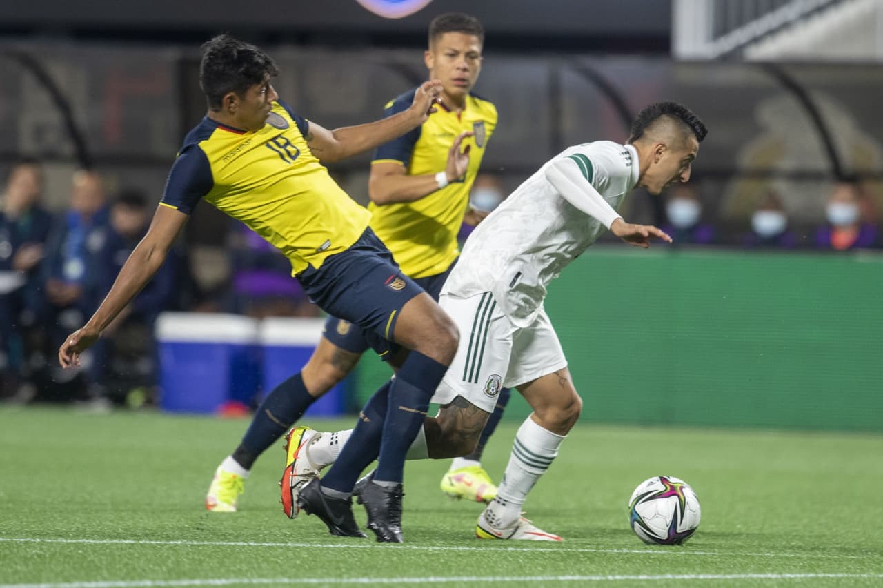 Los goles de J. Quiñónez, J. Corozo y W. Chalá sentencian la victoria 2-3 de Ecuador sobre México.