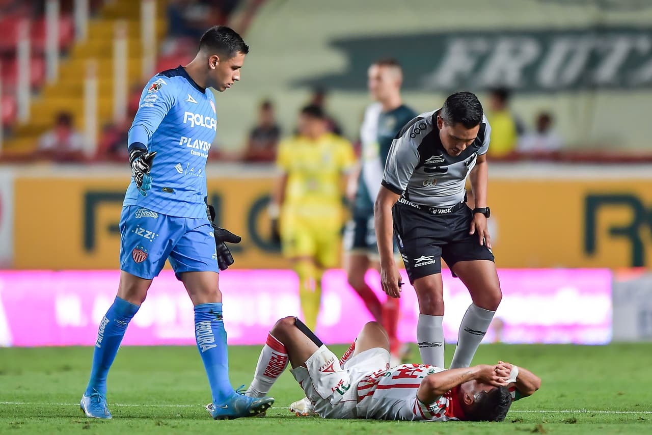 Guillermo Martínez anota al minuto 87 y hace que puebla se lleve los puntos en la victoria 0-1 sobre Necaxa.