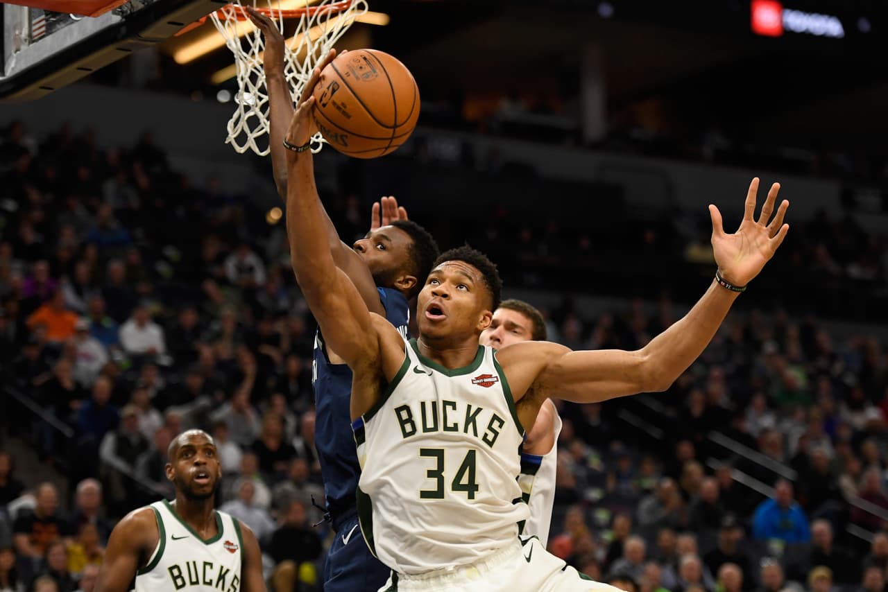 Milwaukee Bucks a pesar de sumar ya dos derrotas, la escuadra empieza a mostrar ritmo y paso firme que en la temporada pasada. El pasado MVP, Giannis Antetokounmpo sumó 25.3 puntos, 13.3 rebotes y 6.5 asistencias durante la semana.