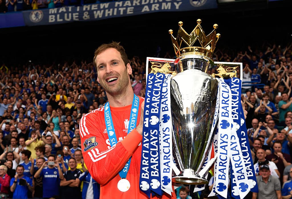 Petr Cech. Ídolo del Chelsea, ganó cuatro Premier League y una Champions, dejó el futbol tras cuatro años en el Arsenal.
