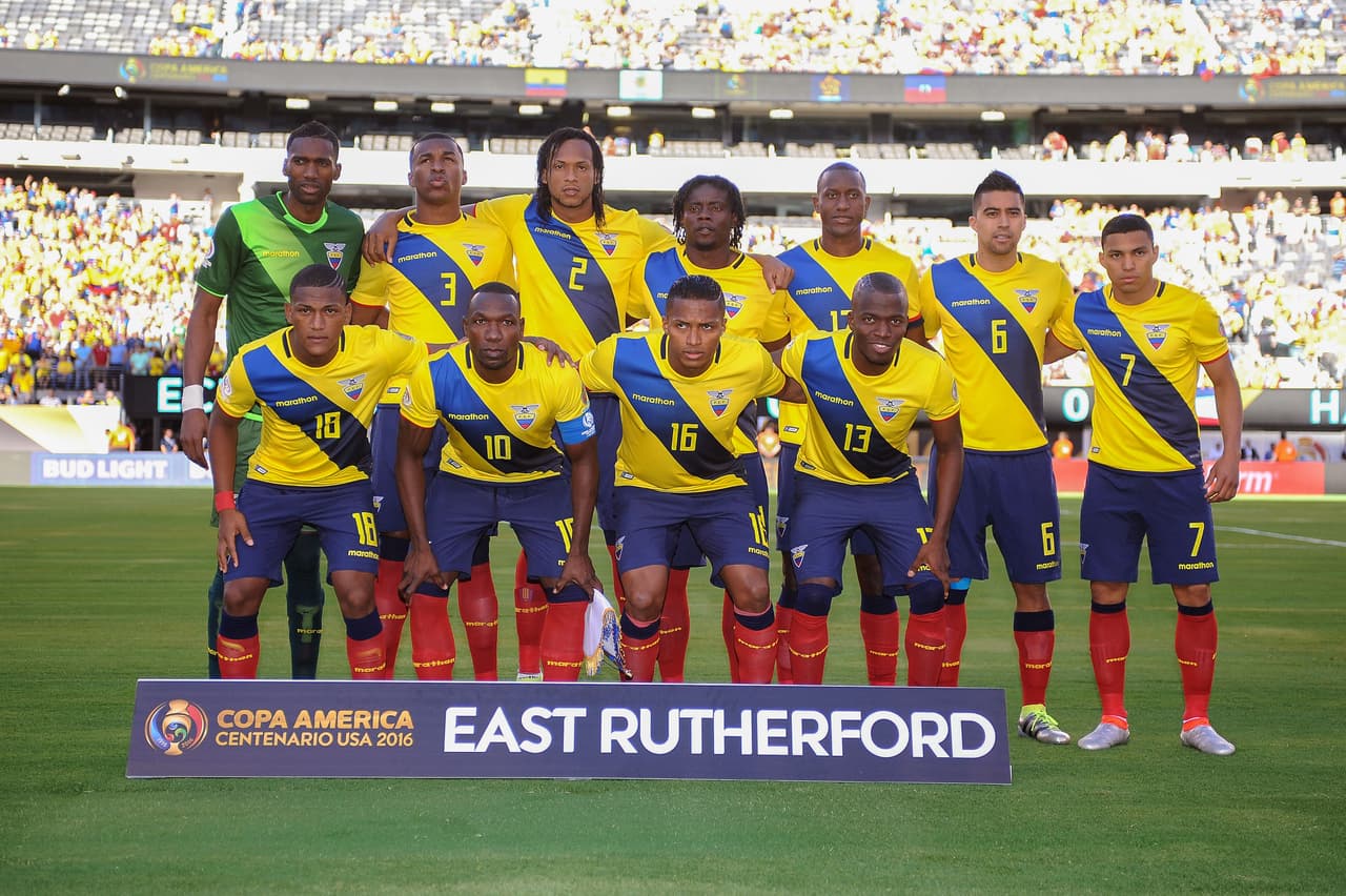 Ecuador cuenta con 359 mil seguidores en Twitter y 1 millón 300 mil en Facebook.