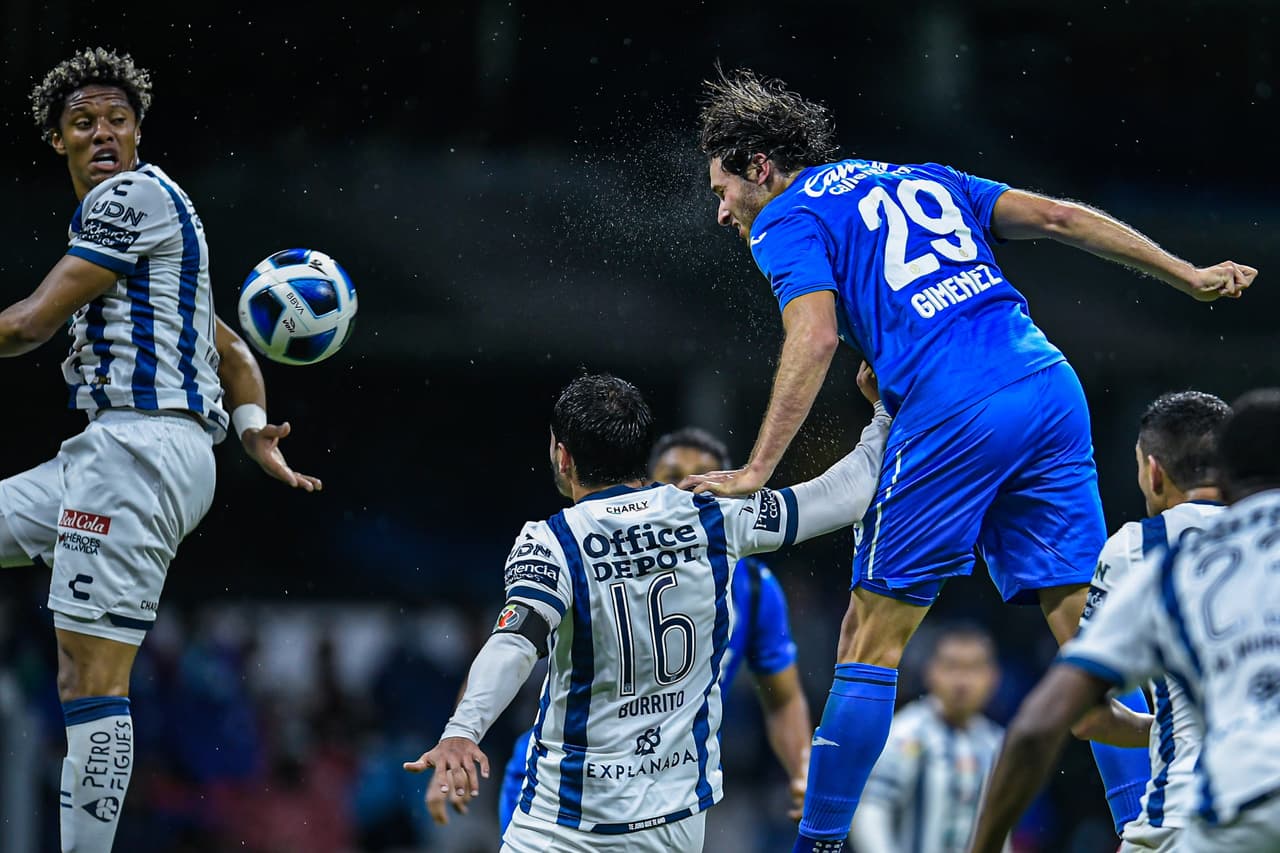 Cruz Azul vino de atrás para rescatar el empate ante los Tuzos del Pachuca.