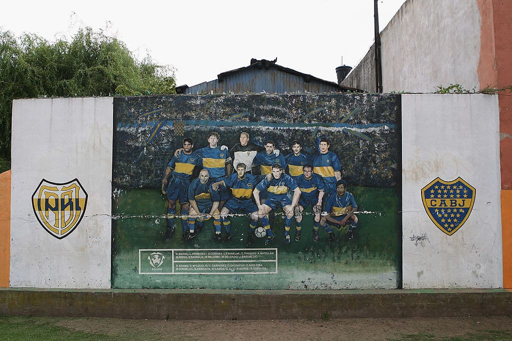 El amor al equipo del barrio.