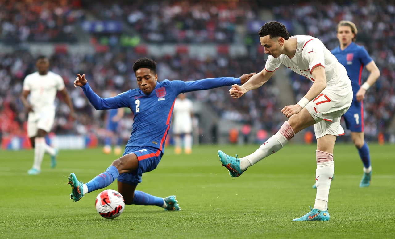 Inglaterra venció 2-1 a Suiza en amistoso celebrado en Wembley.