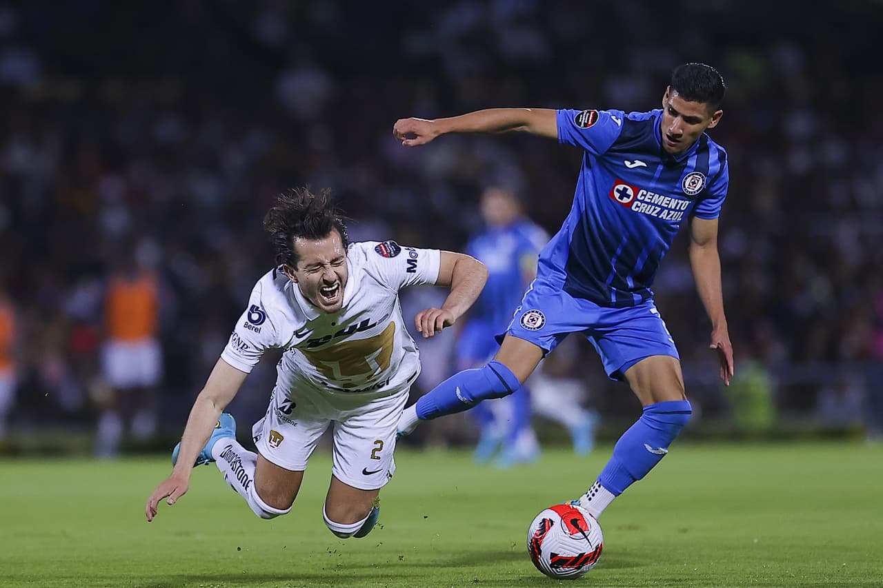 Pumas le pegó 2-1 a Cruz Azul en la ida de las Semifinales de la Liga de Campeones de la Concacaf.
