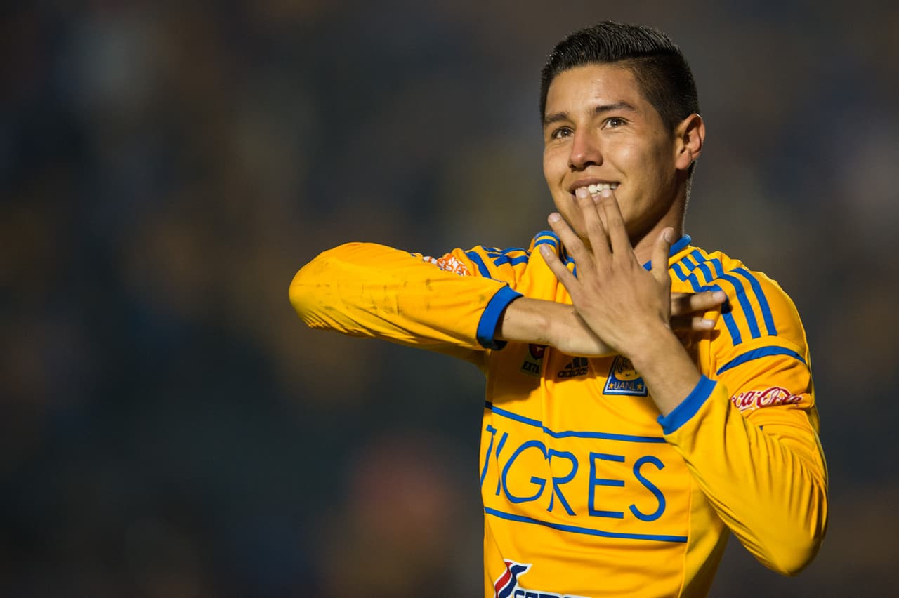 Foto de accion durante el partido Tigres vs Pachuca, Correspondiente a los Cuartos de Final Vuelta del Torneo Apertura 2014 de la Liga BBVA Bancomer MX en la foto: Festejo el gol de Hugo Ayala de Tigres 29/11/2014/MEXSPORT/Jorge Martinez. Estadio: Universitario.