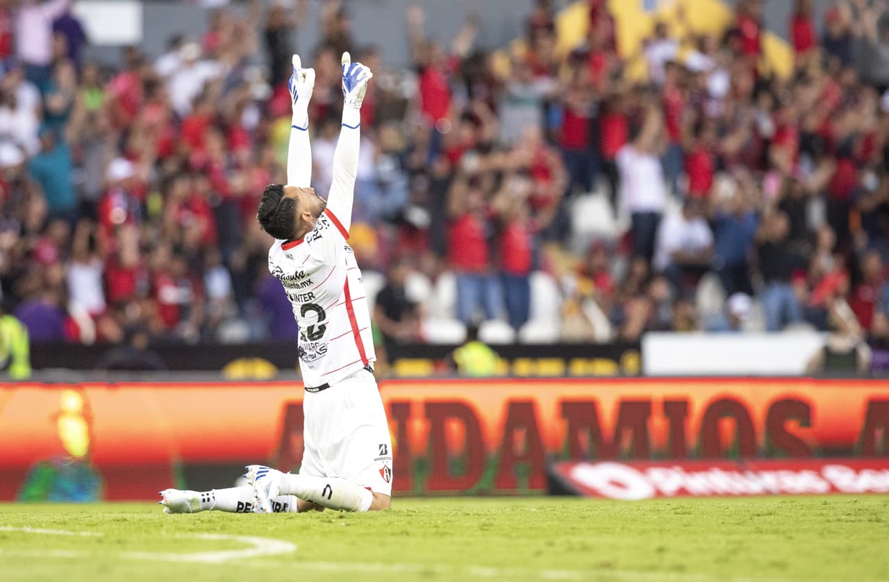 Jairo Torres, en su último patido con Atlas antes de ir a la MLS con el Chicago Fire, abrió el marcador antes de que el 'Diente' López igualara el marcador por la vía del penal en la agonía.