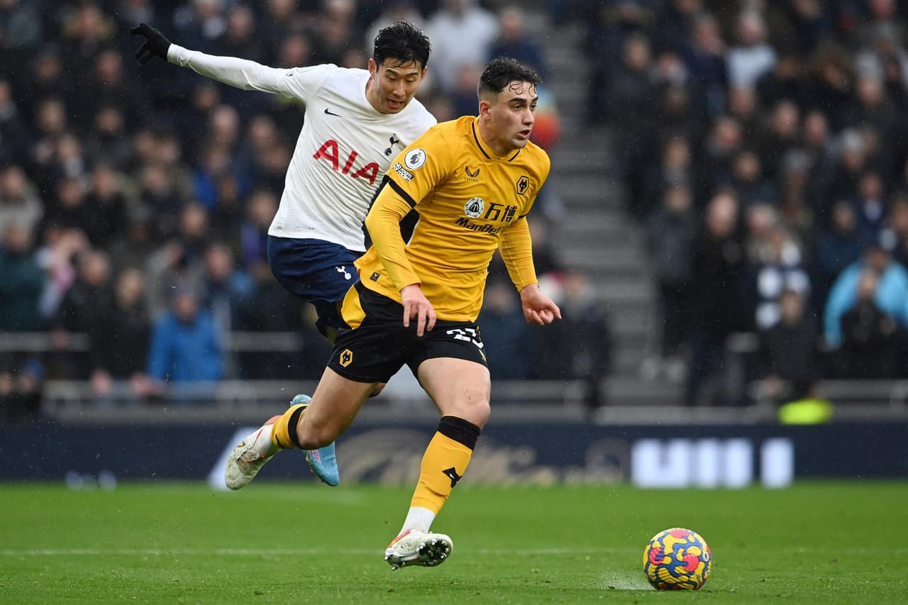 Wolverhampton se luce y golea 2-0 al Tottenham como visitante durante la J25 en la Premier League. El mexicano Raúl Jiménez anotó gol al 6', seguido de Leander Dendoncker al 18'.