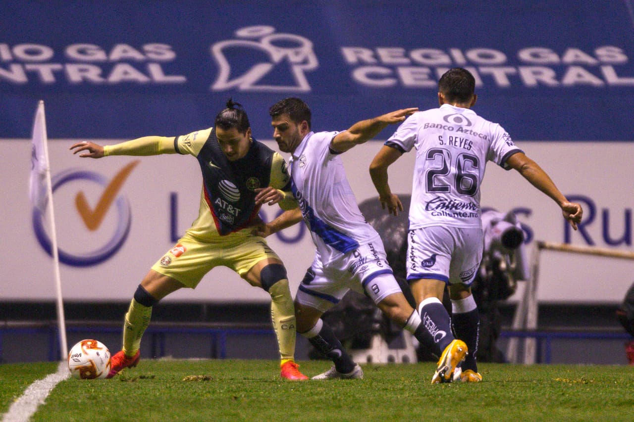 América busca alargar las distancias por lo que comienzan a sacar todo a la ofensiva.