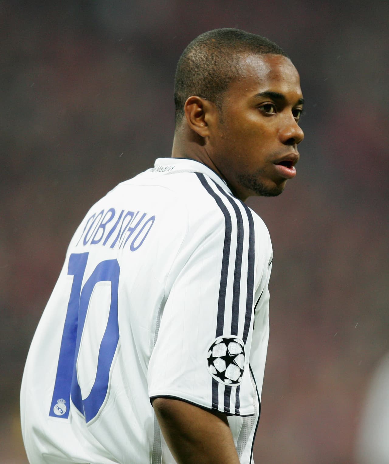 Robinho: el brasileño ganó dos ligas con el Real Madrid pero nunca estuvo a la altura para sorprender y despegar para todas las expectativas que se mencionaban de él.