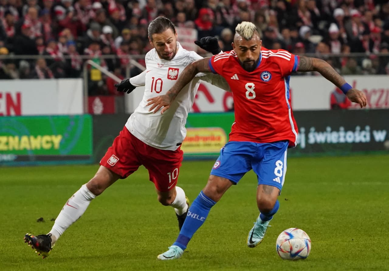 Polonia se impuso a Chile en partido amistoso previo al Mundial Qatar 2022 con gol de Piatek.