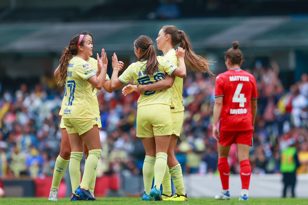América Femenil derrotó al Bayer Leverkusen sobre la hora con un cabezazo de Janelly Farías para llevarse el partido amistoso en la cancha del Estadio Azteca.