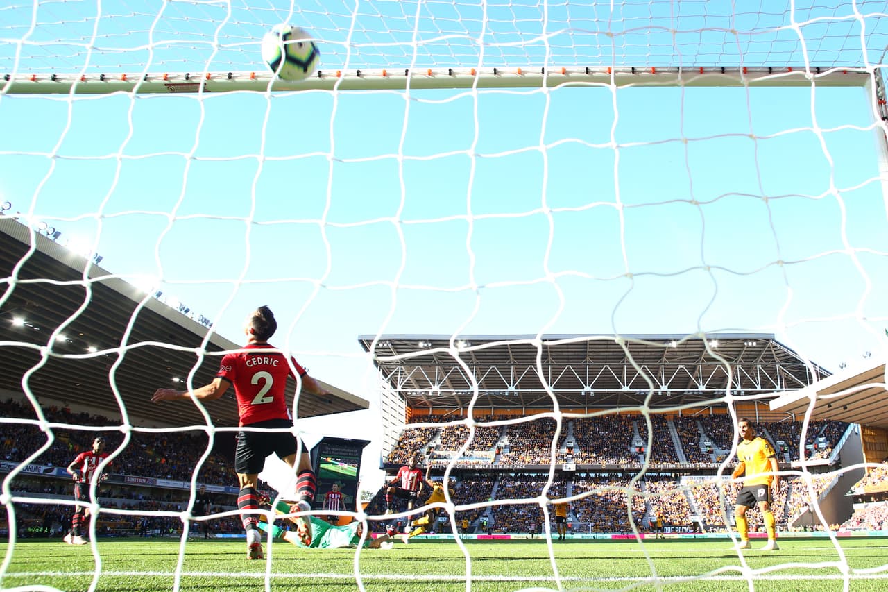 Un gol similar al de la pasada jornada contra Manchester United, de nuevo con el mexicano como protagonista con una buena asistencia.