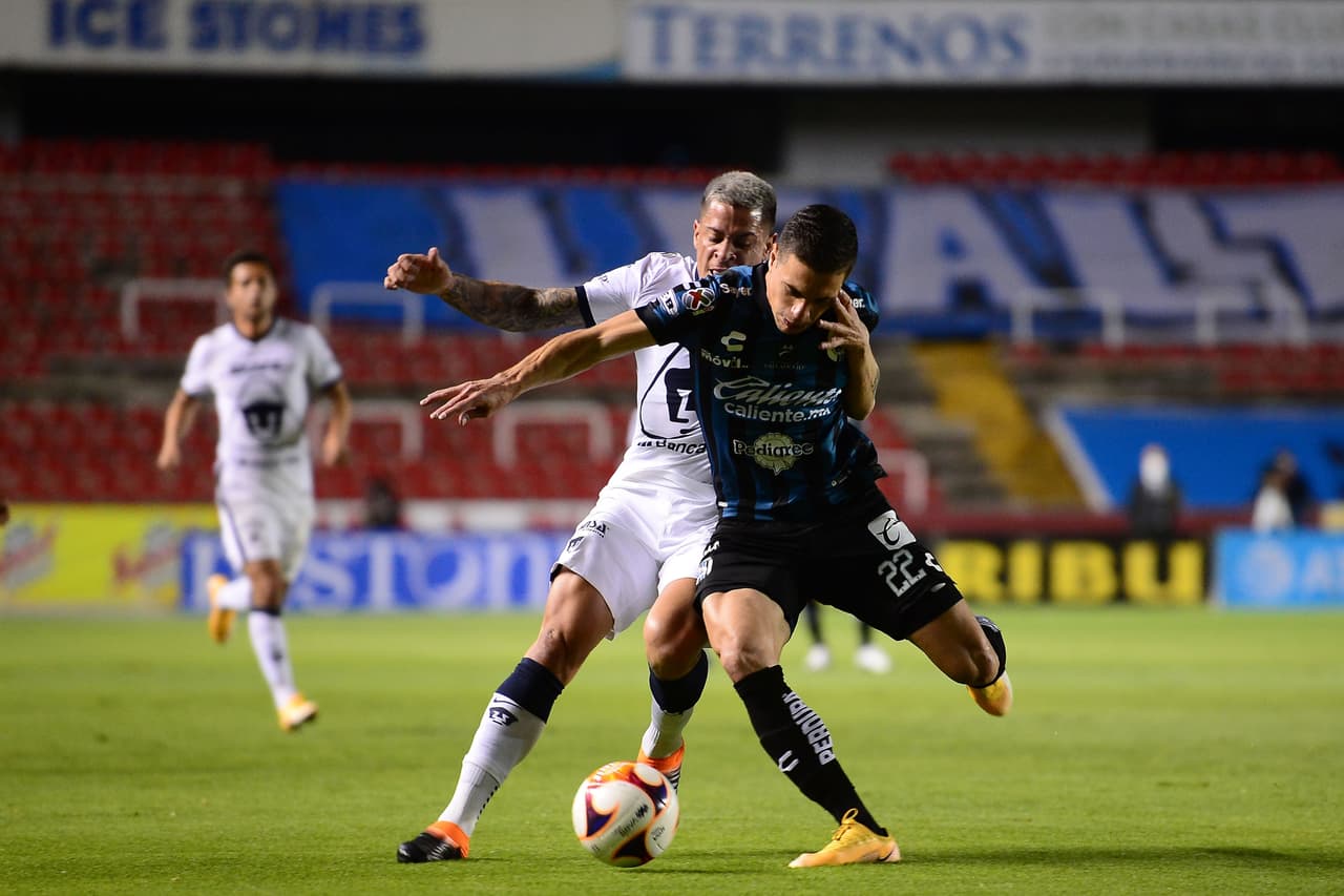 José Gurrola y Ángel Sepúlveda fueron los encargados de darle la victoria a los Gallos 2-0 sobre los Pumas.