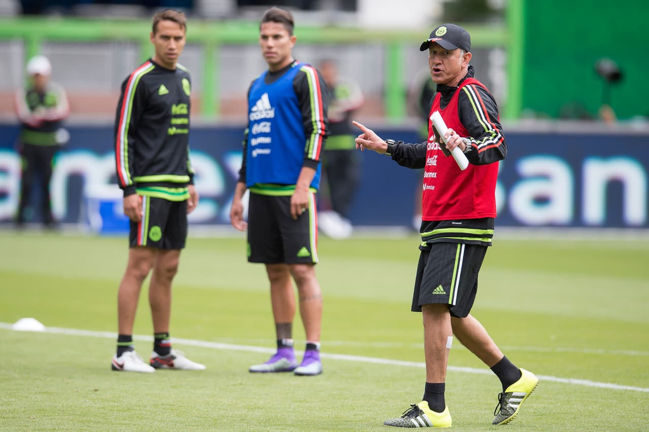 La lista de la Selección Mexicana de Fútbol para los duelos ante Canadá para la eliminatoria al Mundial de Rusia 2018 tiene nombres que llaman la atención y aquí hacemos un repaso de ellos.